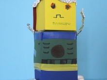 Kleiner-Roboter-6a-Ben-Sommer